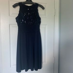 Navy blue scoop neck w/ floral sequins- size 8